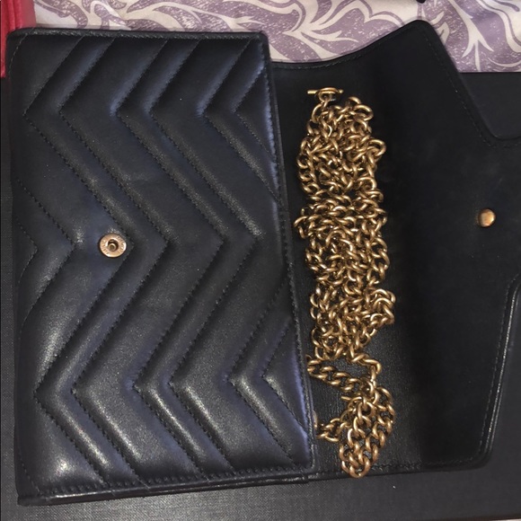 Black Gucci Mormont gold chain wallet bag - Picture 5 of 10